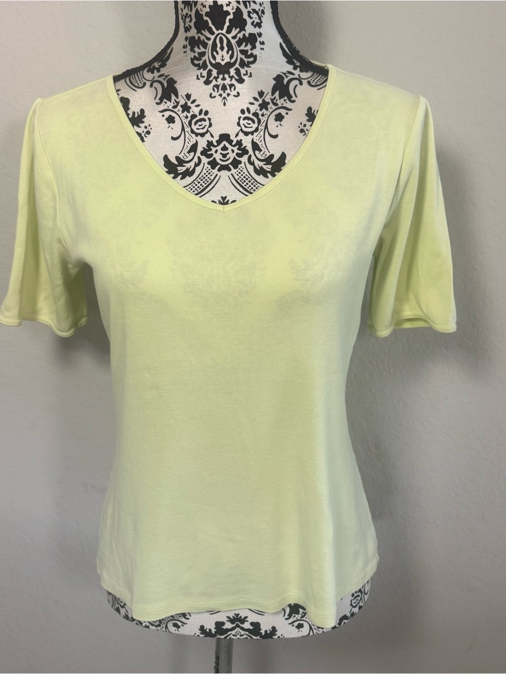 Chico's The Ultimate Tee Size 0 (S 4/6) Light Green Women's Short Sleeve T-shirt
